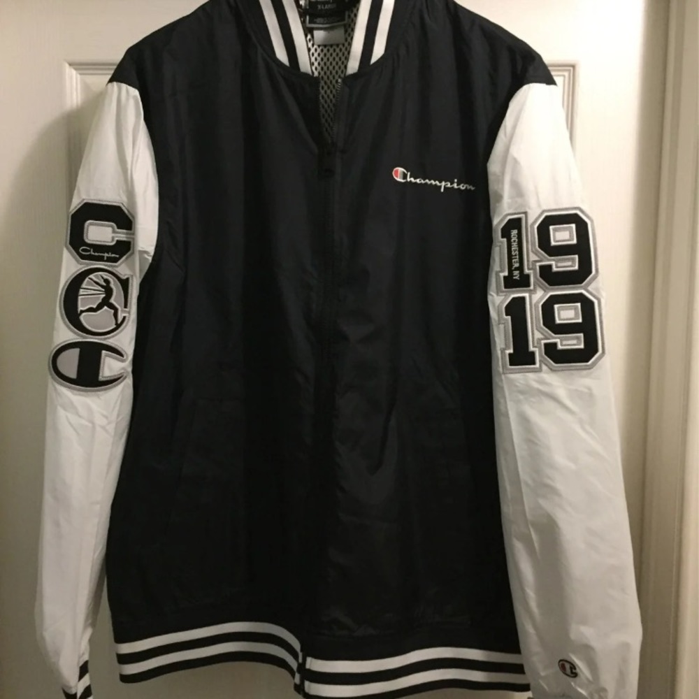 CHAMPION LIFE JACKET BNWT!!!